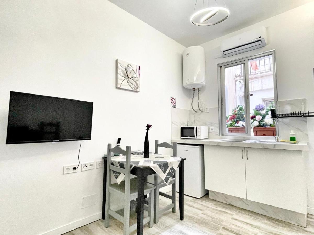 Sol Apartamentos Centro Historico Малага Екстер'єр фото